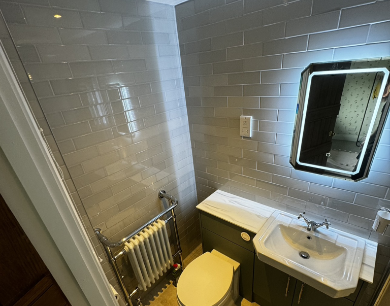 Modern Bathroom Design with LED Smart Mirror